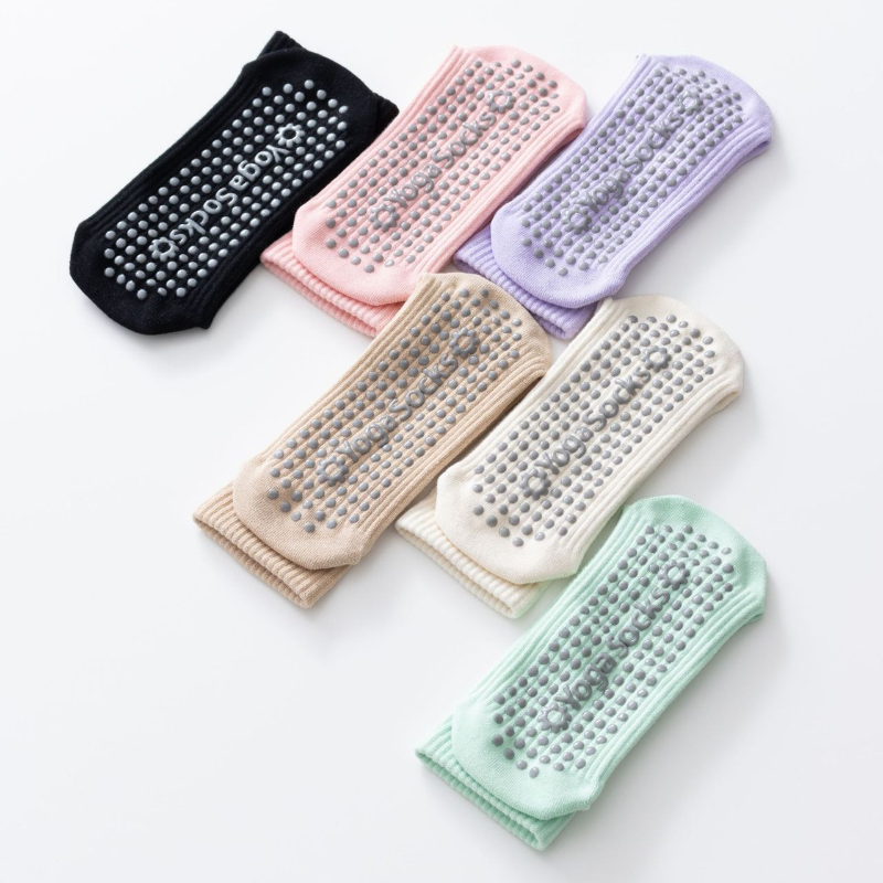 Women Fall Non-Slip Yoga Socks - Anti Blister Sock 评论和价格